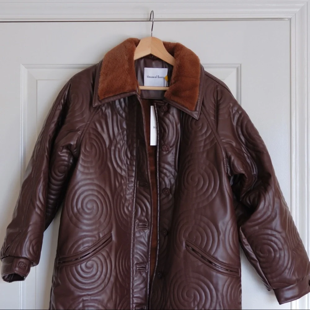 NWT House of Sunny Cosmo Overcoat in Mahogany Brown Size 2 - Picture 5 of 10